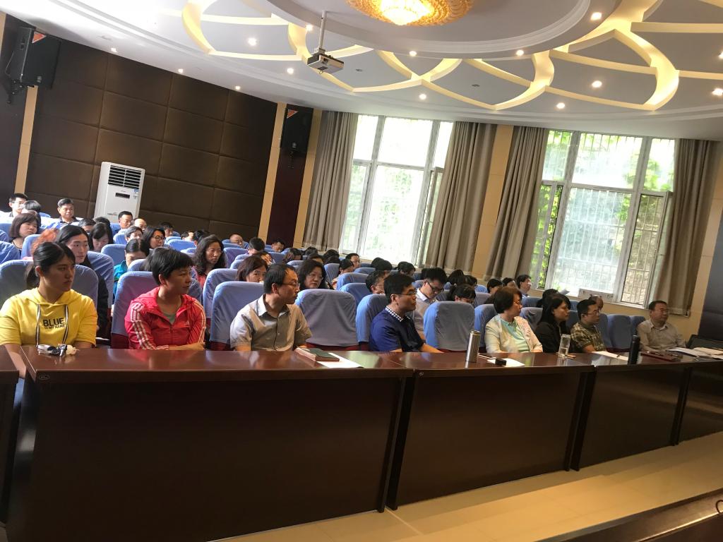 cctv5直播在线观看高清直播下载召开会议传达学校精神3.jpg