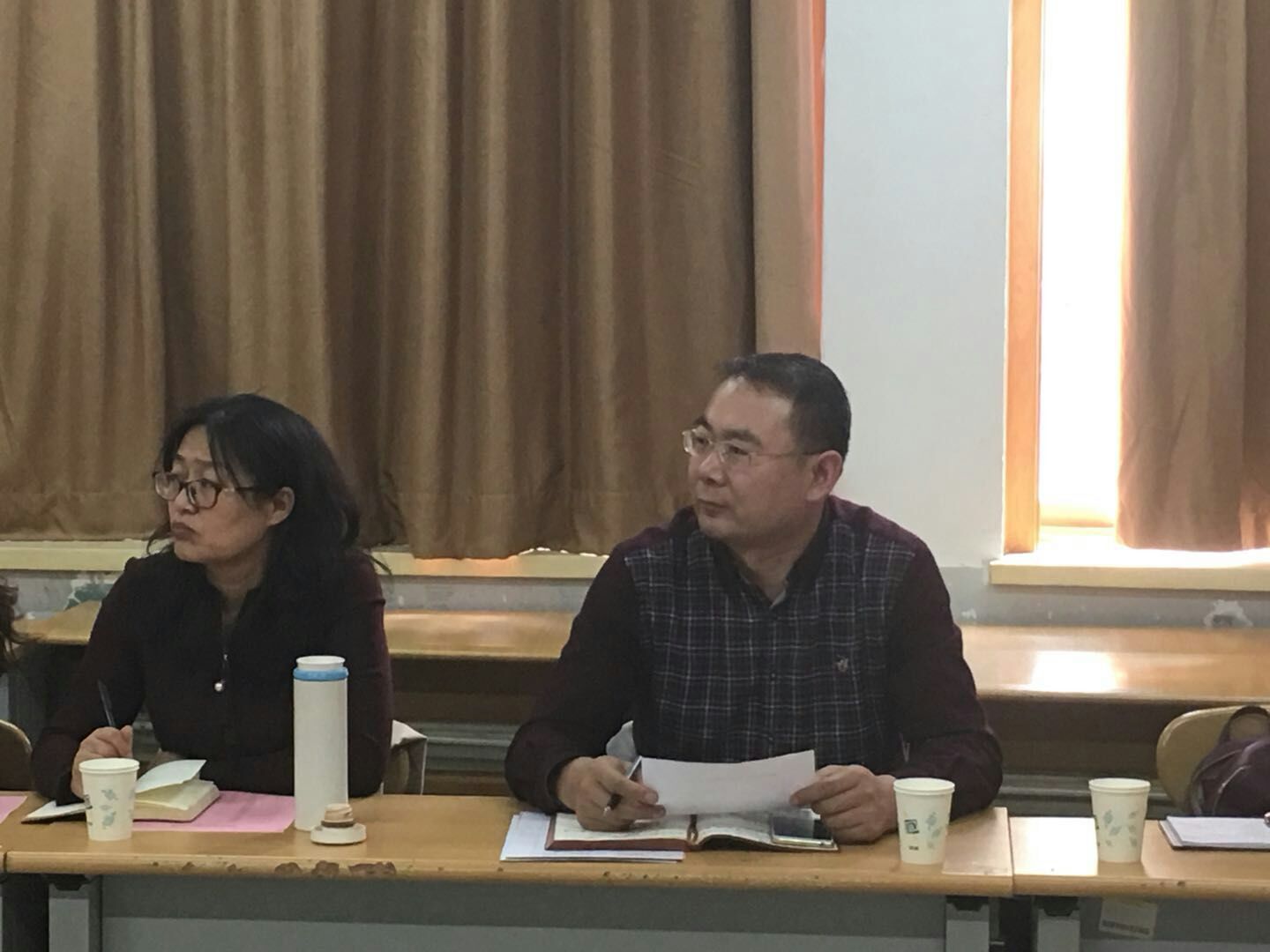 cctv5直播在线观看高清直播下载召开师生“两会”座谈会1.jpg