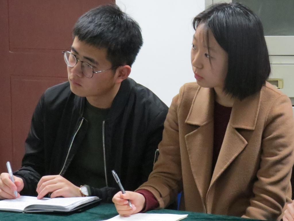 cctv5直播在线观看高清直播下载举办院党委书记与班干部见面会1.jpg