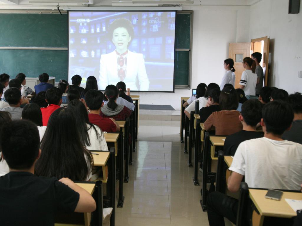cctv5直播在线观看高清直播下载入党积极分子学习习近平总书记“总体国家安全观”重要讲话2018-4-20 (2).jpg
